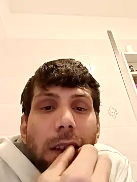 Snapshot of dariodario chatting on 02.05.25 dariodario online show from 02.05.25