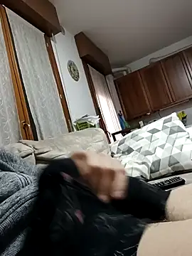 Snapshot of dariodario chatting on 02.09.25 dariodario online show from 02.09.25