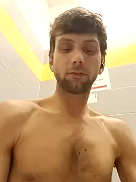 Snapshot of dariodario chatting on 02.17.25 dariodario online show from 02.17.25