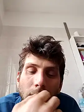 Snapshot of dariodario chatting on 02.24.25 dariodario online show from 02.24.25