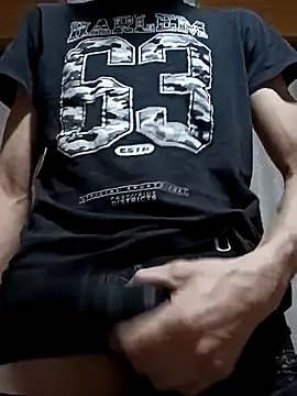 Snapshot of dariodario chatting on 03.01.25 dariodario online show from 03.01.25