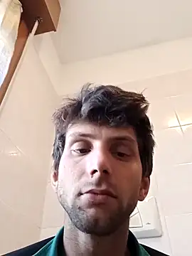 Snapshot of dariodario chatting on 03.04.25 dariodario online show from 03.04.25