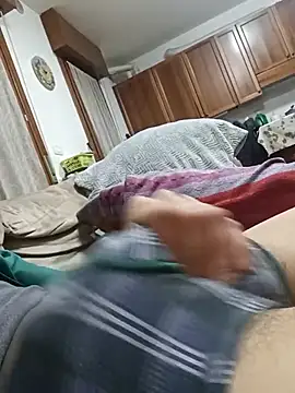 Snapshot of dariodario chatting on 03.04.25 dariodario online show from 03.04.25