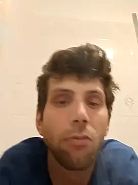 Snapshot of dariodario chatting on 03.05.25 dariodario online show from 03.05.25