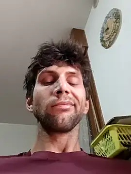 Snapshot of dariodario chatting on 03.06.25 dariodario online show from 03.06.25