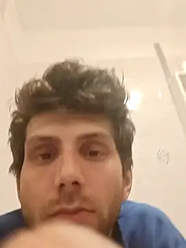 Snapshot of dariodario chatting on 03.06.25 dariodario online show from 03.06.25