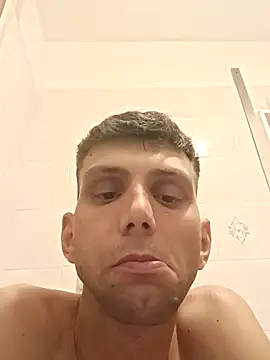 Snapshot of dariodario chatting on 03.14.25 dariodario online show from 03.14.25