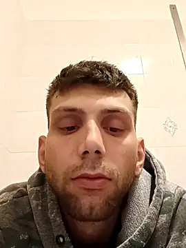 Snapshot of dariodario chatting on 03.22.25 dariodario online show from 03.22.25