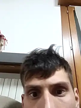 Snapshot of dariodario chatting on 10.21.25 dariodario online show from 10.21.25