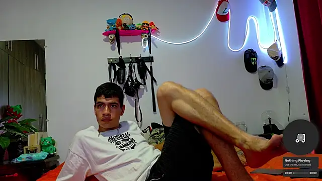 Snapshot of Nymphobuddies chatting on 12.27.24 Nymphobuddies online show from 12.27.24