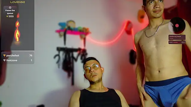 Snapshot of Nymphobuddies chatting on 02.14.25 Nymphobuddies online show from 02.14.25