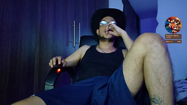 Snapshot of Nymphobuddies chatting on 03.01.25 Nymphobuddies online show from 03.01.25