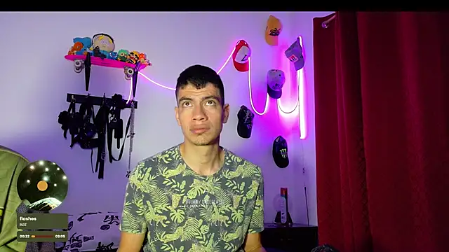 Snapshot of Nymphobuddies chatting on 03.07.25 Nymphobuddies online show from 03.07.25