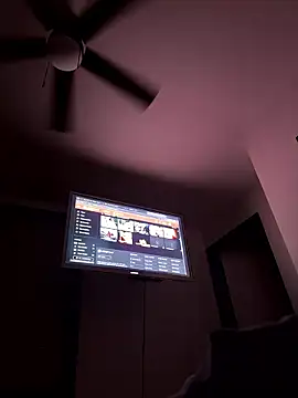 Snapshot of funcouple012 chatting on 01.12.26 funcouple012 online show from 01.12.26