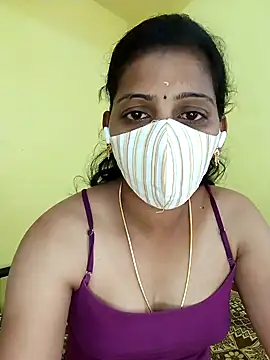 Snapshot of Tamil_Shalini_Lustyy chatting on 02.07.25 Tamil Shalini Lustyy online show from 02.07.25