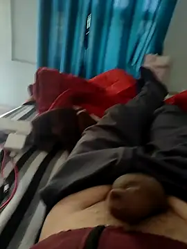 Snapshot of shale26 chatting on 12.09.24 shale26 online show from 12.09.24