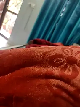 Snapshot of shale26 chatting on 12.09.24 shale26 online show from 12.09.24