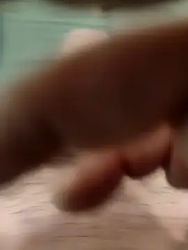 Snapshot of shale26 chatting on 12.12.24 shale26 online show from 12.12.24