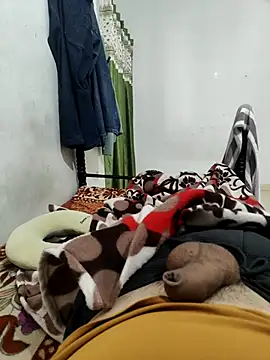 Snapshot of shale26 chatting on 03.19.25 shale26 online show from 03.19.25