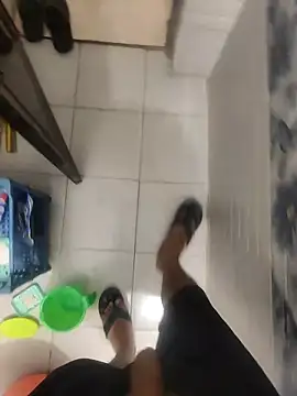 Snapshot of shale26 chatting on 03.21.25 shale26 online show from 03.21.25