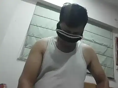 Snapshot of samee00721 chatting on 12.26.24 samee00721 online show from 12.26.24