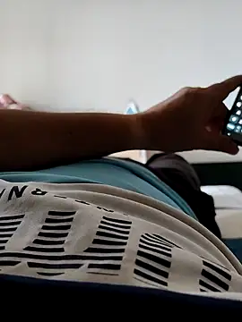 Snapshot of samee00721 chatting on 10.04.25 samee00721 online show from 10.04.25