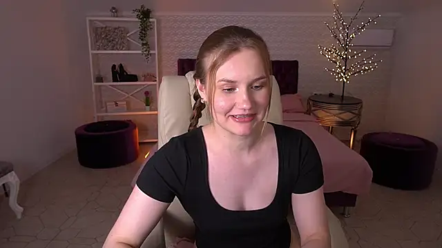 Snapshot of FoxyyKate chatting on 06.08.26 FoxyyKate online show from 06.08.26