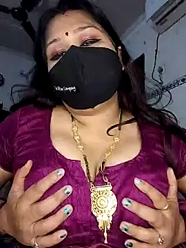 Snapshot of Mayuri77 chatting on 01.04.25 Mayuri77 online show from 01.04.25
