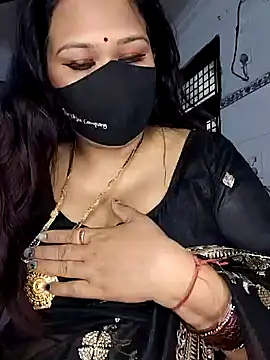 Snapshot of Mayuri77 chatting on 01.07.25 Mayuri77 online show from 01.07.25