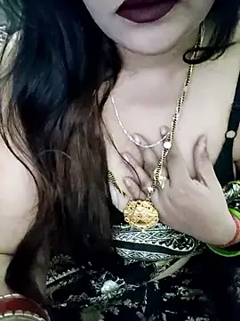 Snapshot of Mayuri77 chatting on 11.17.25 Mayuri77 online show from 11.17.25