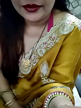 Snapshot of Mayuri77 chatting on 12.18.25 Mayuri77 online show from 12.18.25