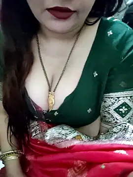 Snapshot of Mayuri77 chatting on 12.20.25 Mayuri77 online show from 12.20.25