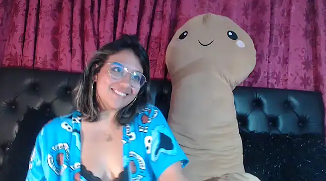 Pandoracherry online show from 01.12.25