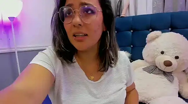 Pandoracherry online show from 02.15.25