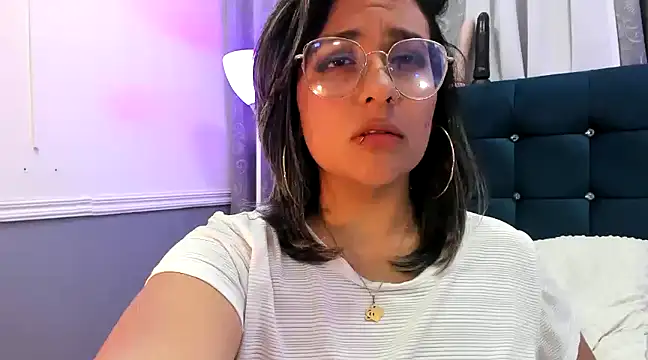 Pandoracherry online show from 02.23.25