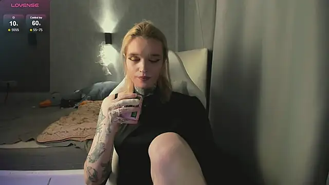 Simona Rain online show from 12.04.25