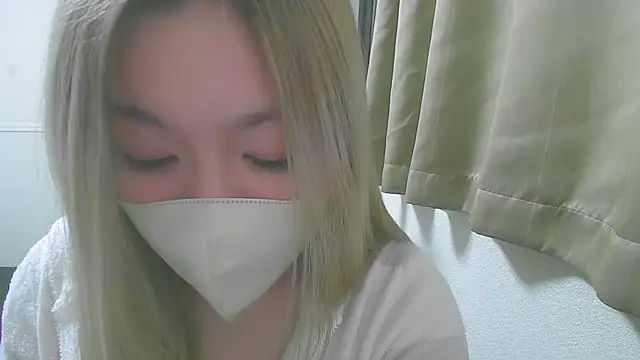 Snapshot of Remi_official chatting on 03.05.26 Remi official online show from 03.05.26