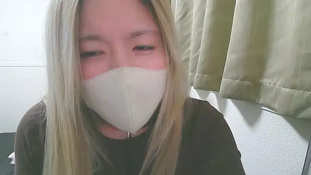 Snapshot of Remi_official chatting on 04.09.26 Remi official online show from 04.09.26