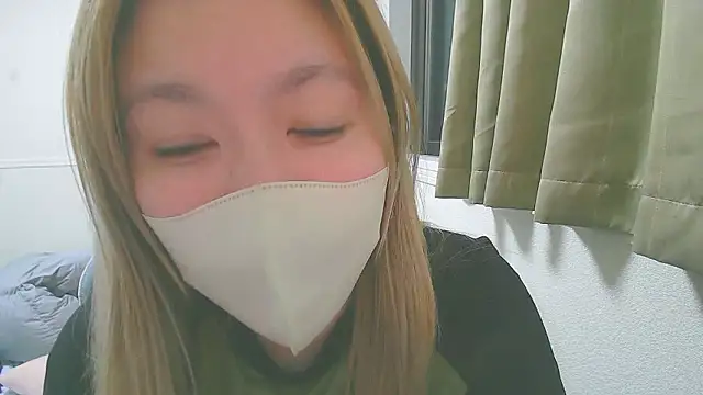 Snapshot of Remi_official chatting on 07.26.26 Remi official online show from 07.26.26