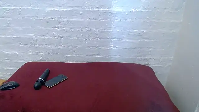 LolaTwerksXX online show from 09.24.25