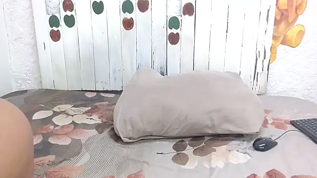 LolaTwerksXX online show from 10.24.25