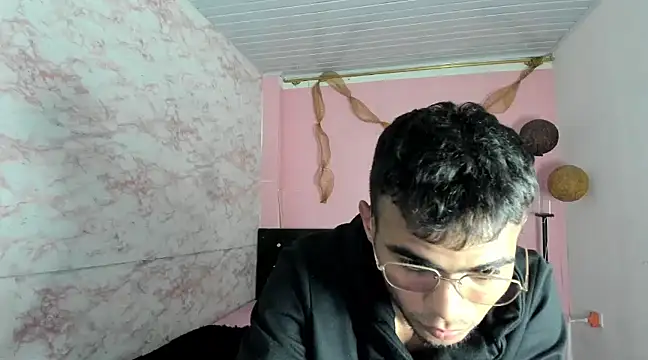 alessandro 2005 online show from 02.13.25