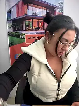 LIZ-06  online show from 01.06.26