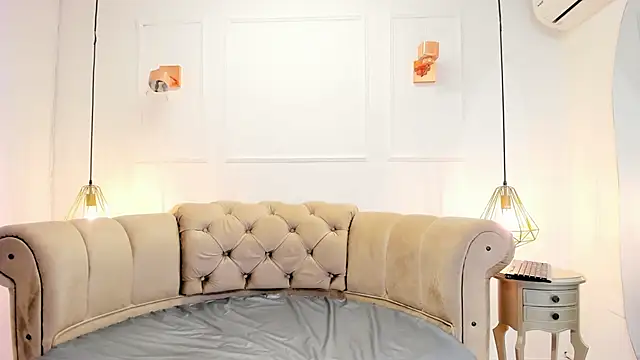 briannaduque online show from 02.26.25