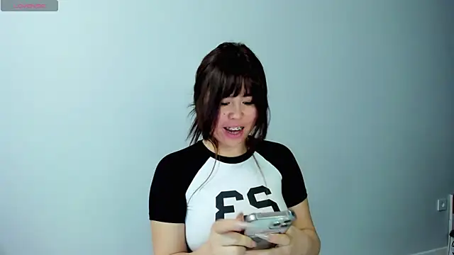 Snapshot of may_mia chatting on 02.02.25 may mia online show from 02.02.25