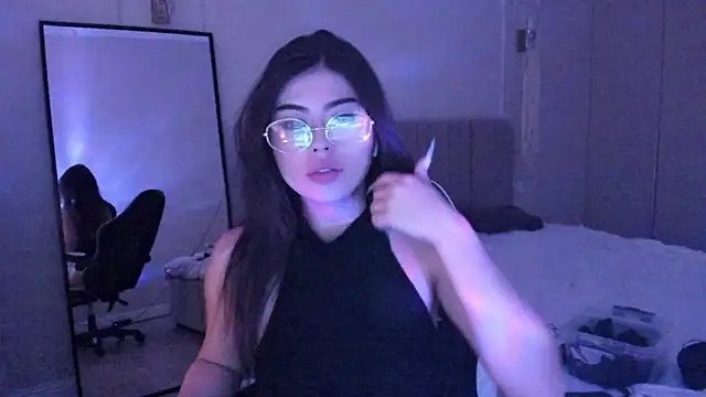 may mia online show from 01.08.26