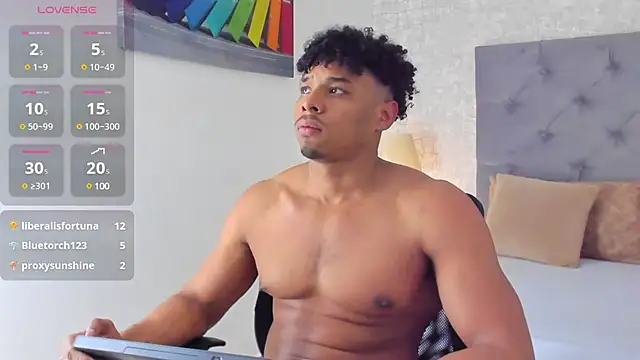 Jacub Micke1 online show from 02.24.25