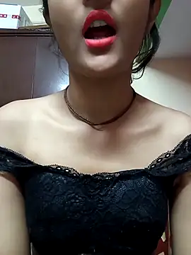 BabySlimmy10 online show from 02.15.25