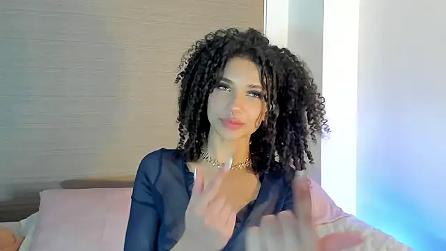 Snapshot of naomidawsonn chatting on 09.12.25 naomidawsonn online show from 09.12.25