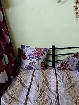 Snapshot of Cute-manisha chatting on 02.15.25 Cute-manisha online show from 02.15.25